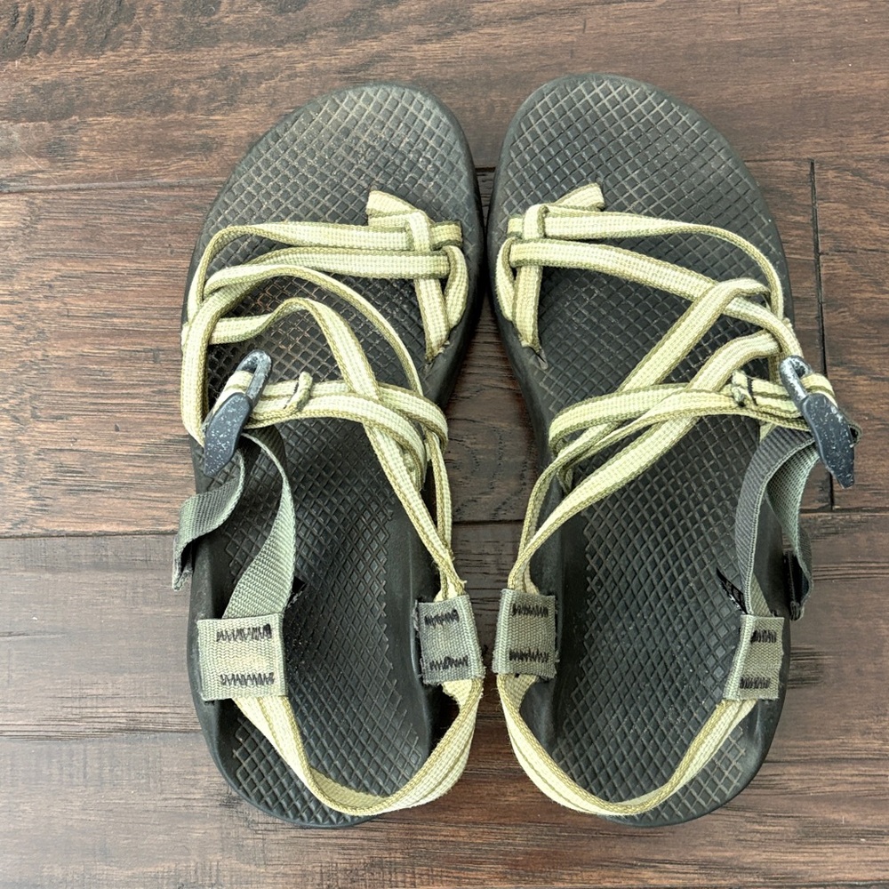 Chaco Woman’s Toe Strap Sandals